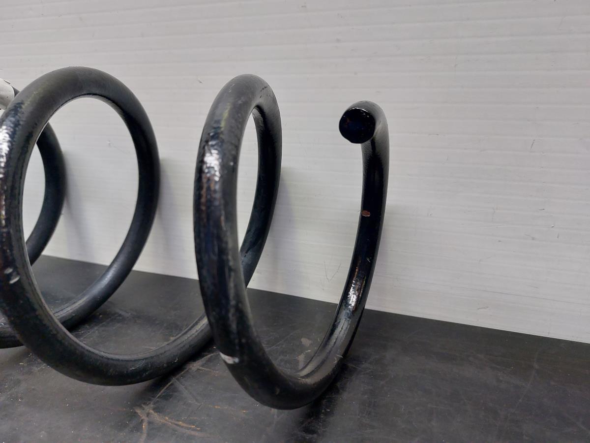 Mola de suspensão frente direita FIAT 500X (334_) Imagem-1