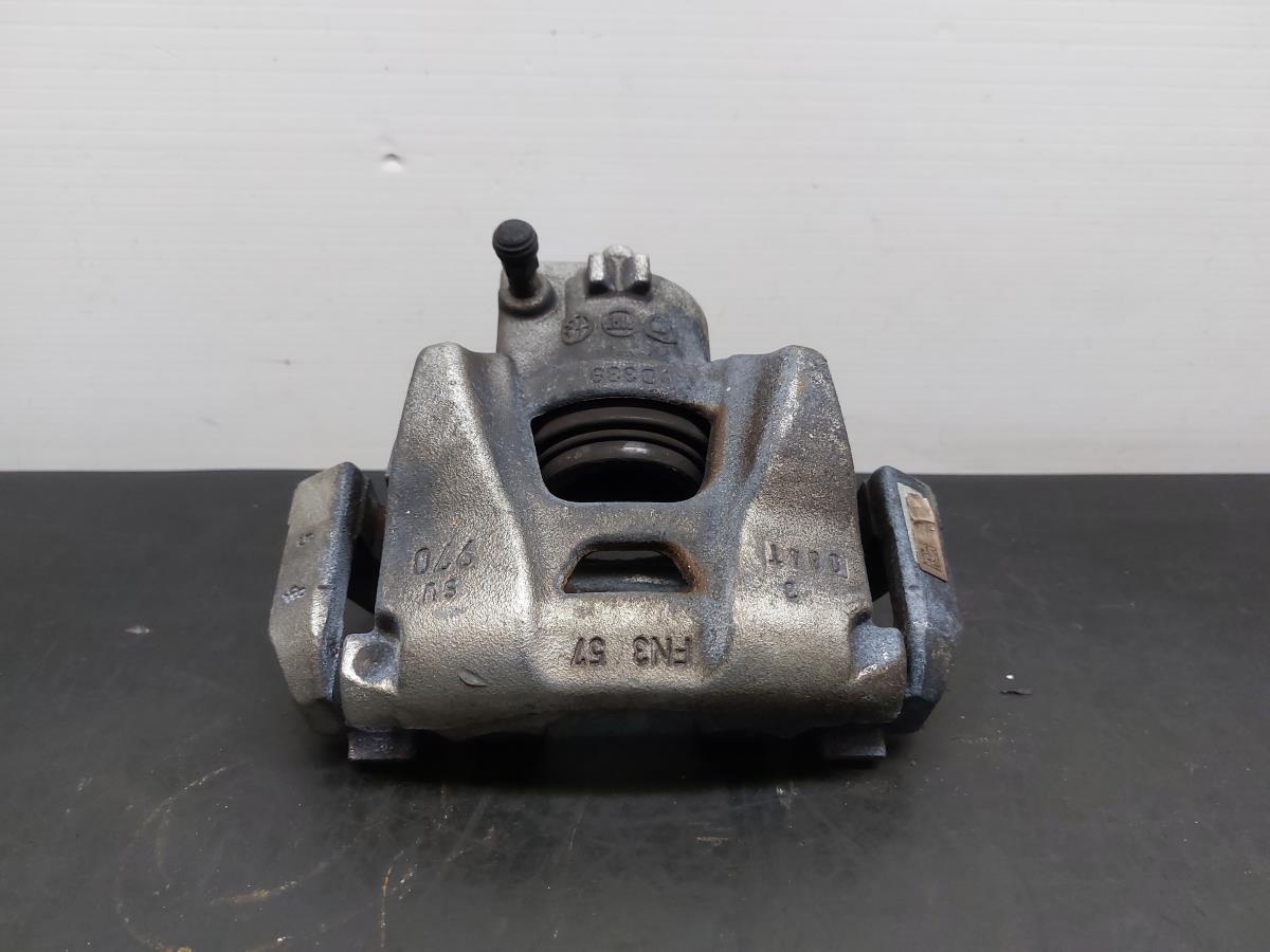 Étrier de frein avant Droite FIAT 500X (334_)