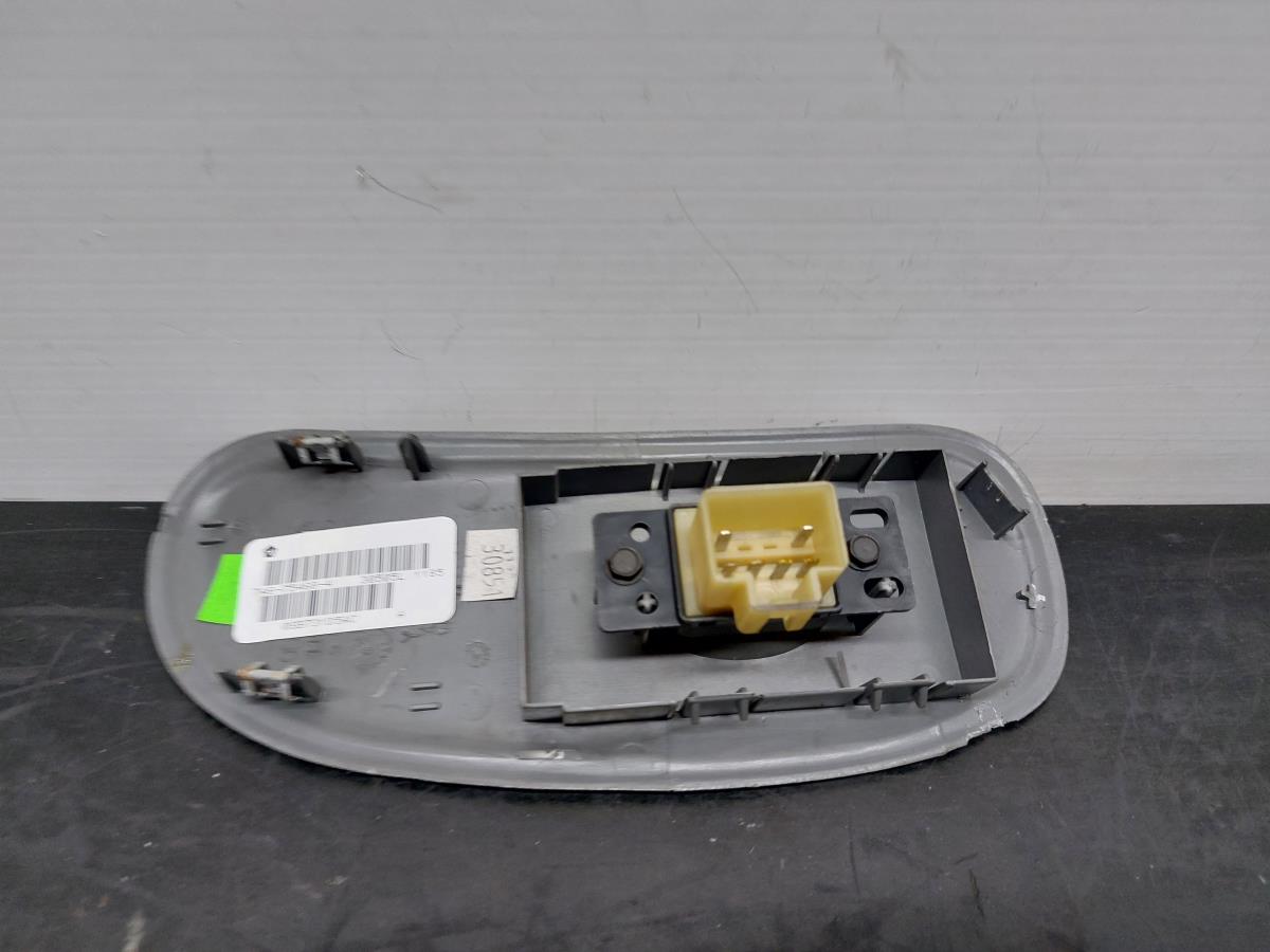 Right Front window control CHRYSLER Voyager IV (RG, RS) Imagem-3