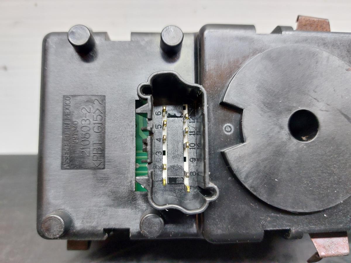Light switch CHRYSLER Voyager IV (RG, RS) Imagem-4