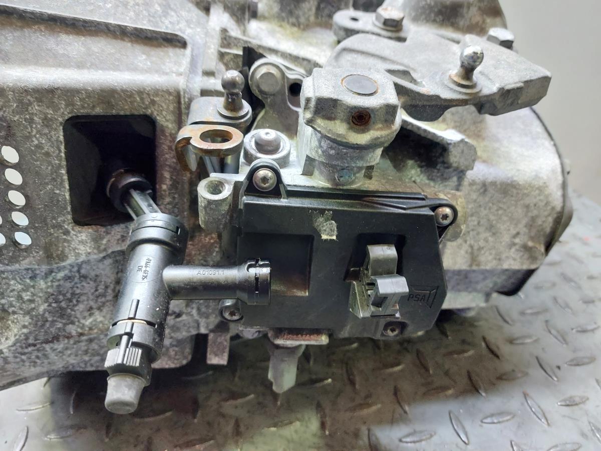 Caixa de velocidades manual PEUGEOT 3008 I (0U_) Imagem-7