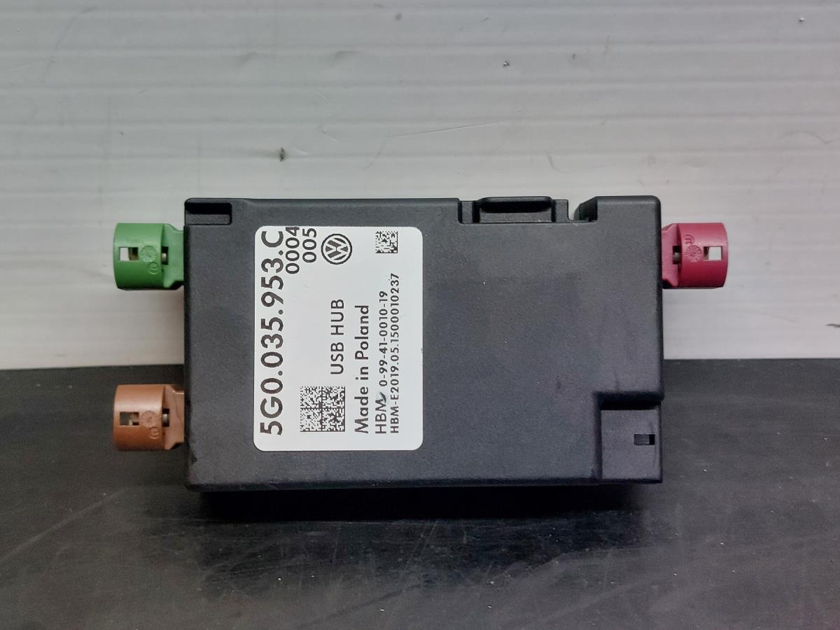 Módulo USB / AUX / IPOD VOLKSWAGEN Golf VII (5G1, BQ1, BE1, BE2)