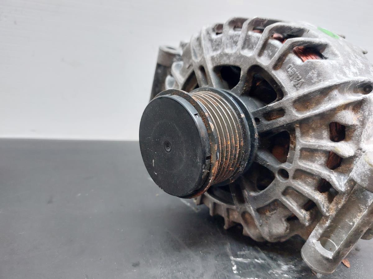 Alternador VOLKSWAGEN Golf VII (5G1, BQ1, BE1, BE2) Imagem-1