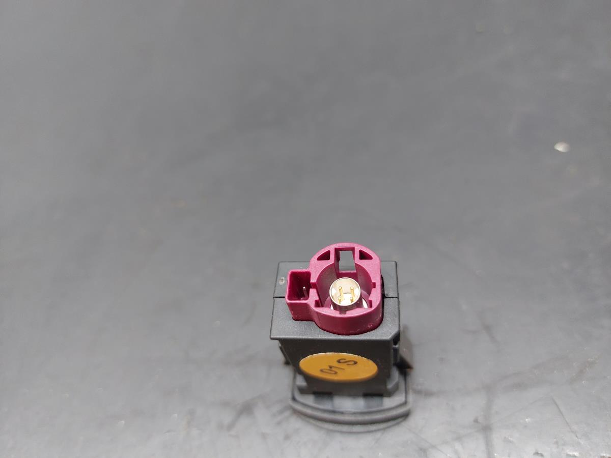 Módulo USB / AUX / IPOD VOLKSWAGEN Polo (6R, 6C) Imagem-3