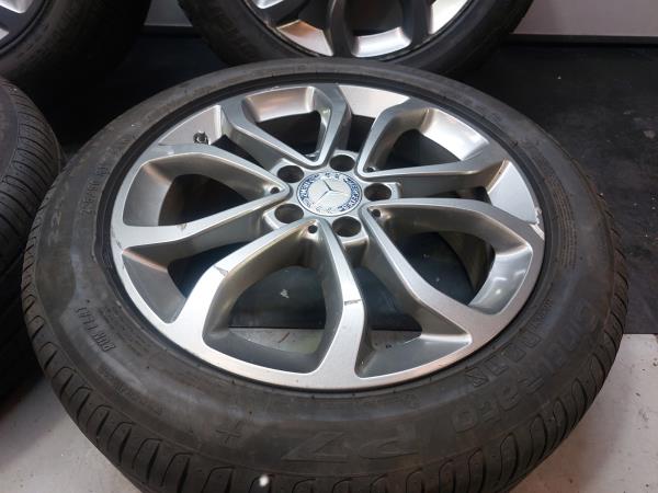 Conjunto de jantes MERCEDES-BENZ Classe C (W205) Imagem-1