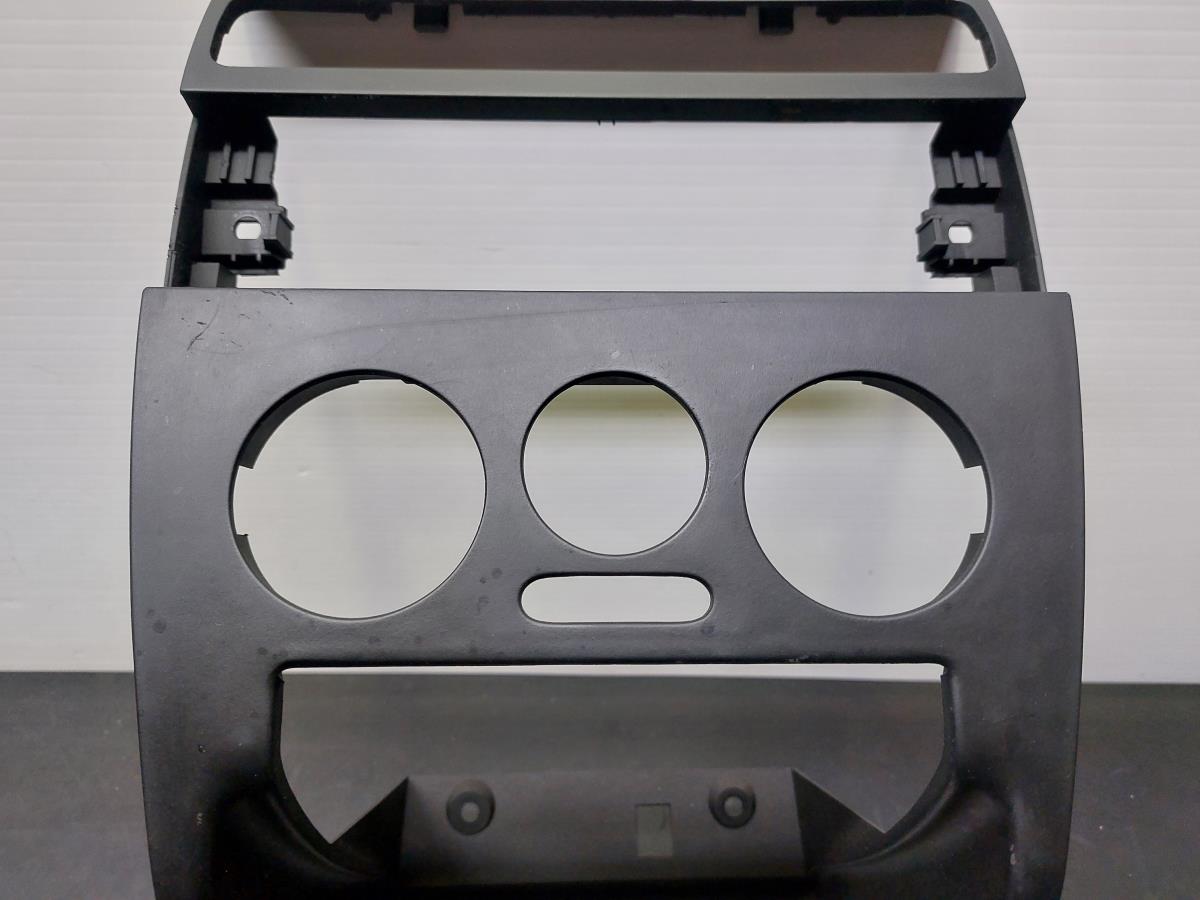 Moldura consola central / radio / aro SEAT Toledo II (1M2) Imagem-2
