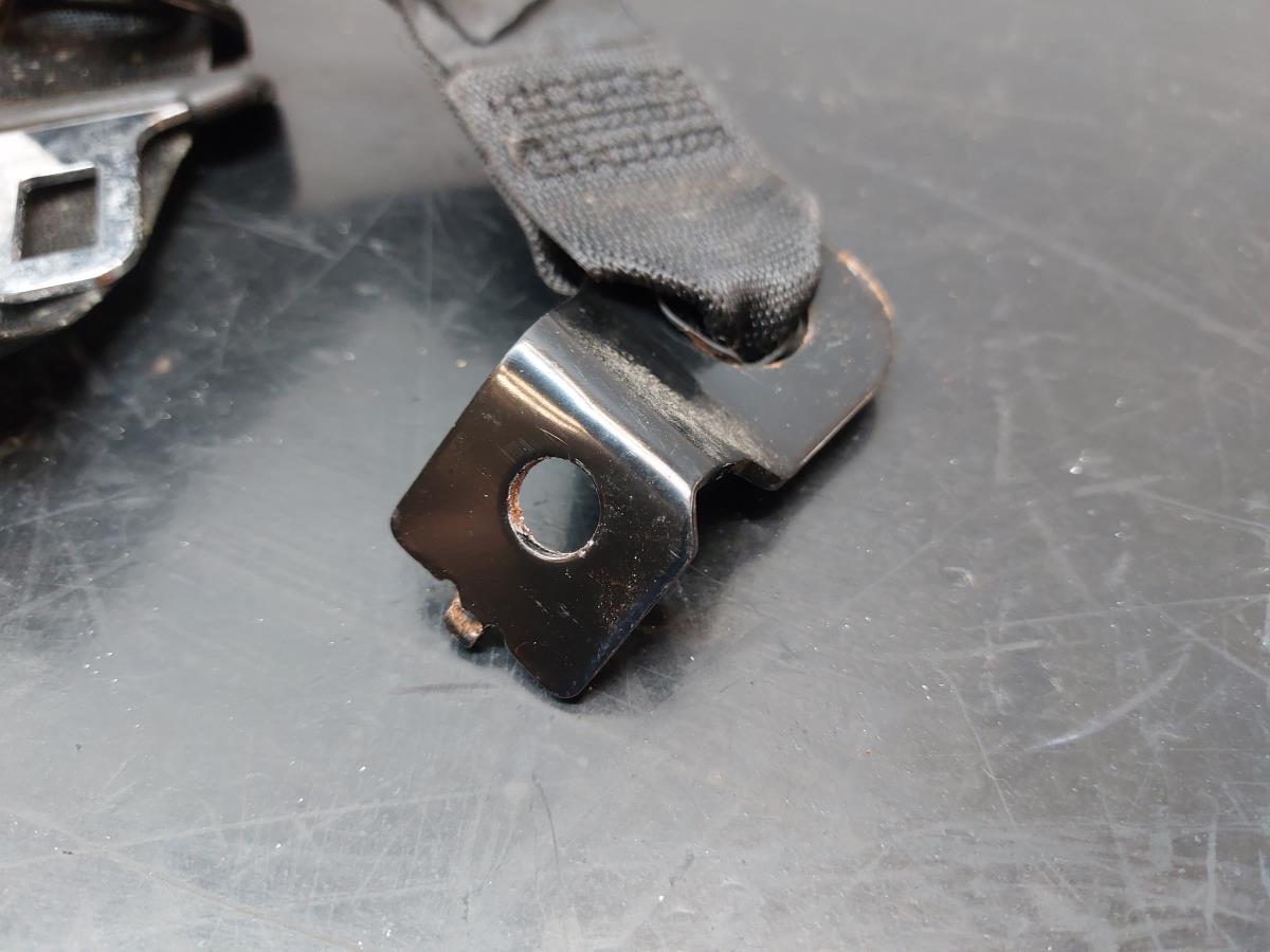 Pré-tensor cinto frente direito OPEL Zafira B (A05) Imagem-7