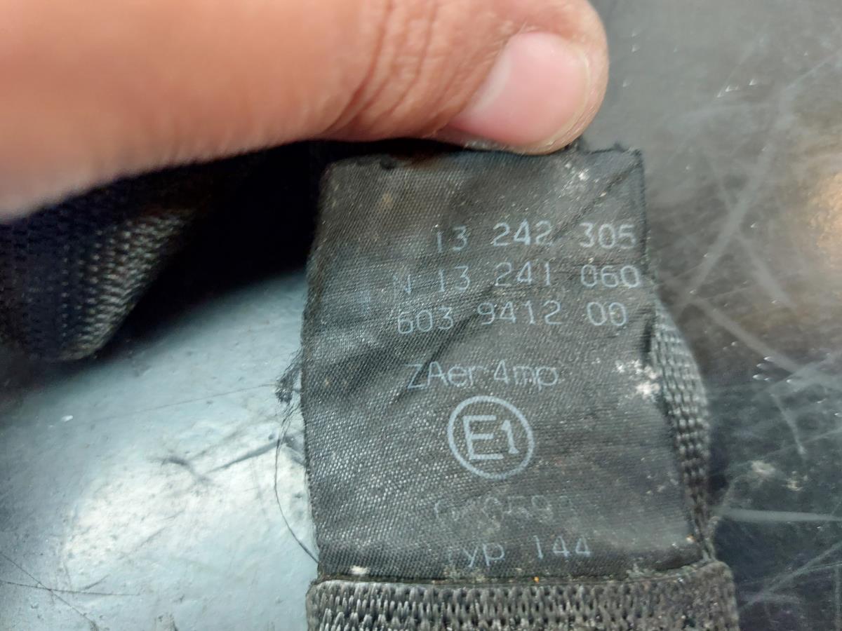 Pré-tensor cinto frente direito OPEL Zafira B (A05) Imagem-9