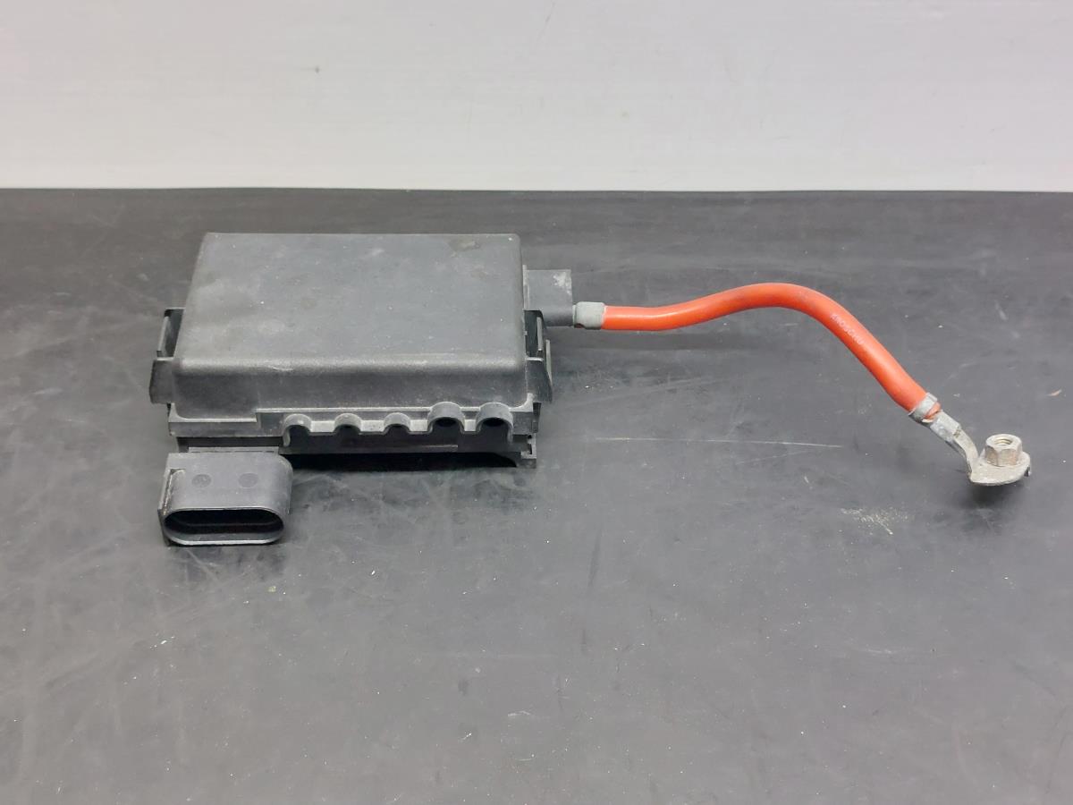 Caixa fusíveis da bateria VOLKSWAGEN Golf IV (1J1)