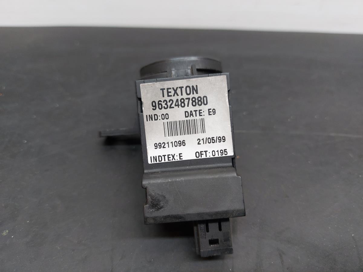 Antenne PEUGEOT 406 Break (8E/F) Imagem-2