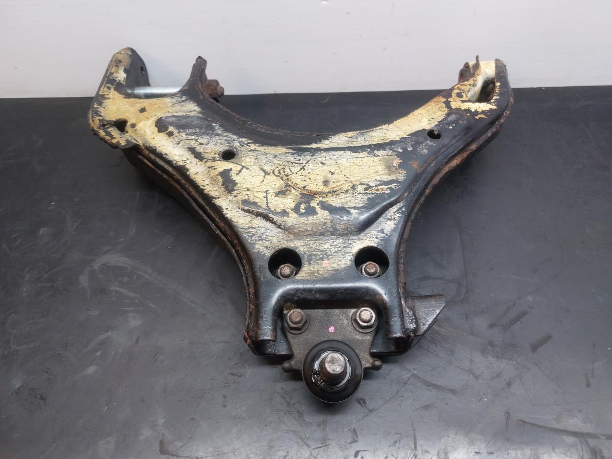 Braço de suspensão frente esquerdo ISUZU D-Max I (TFR, TFS) | 2002 - 2012