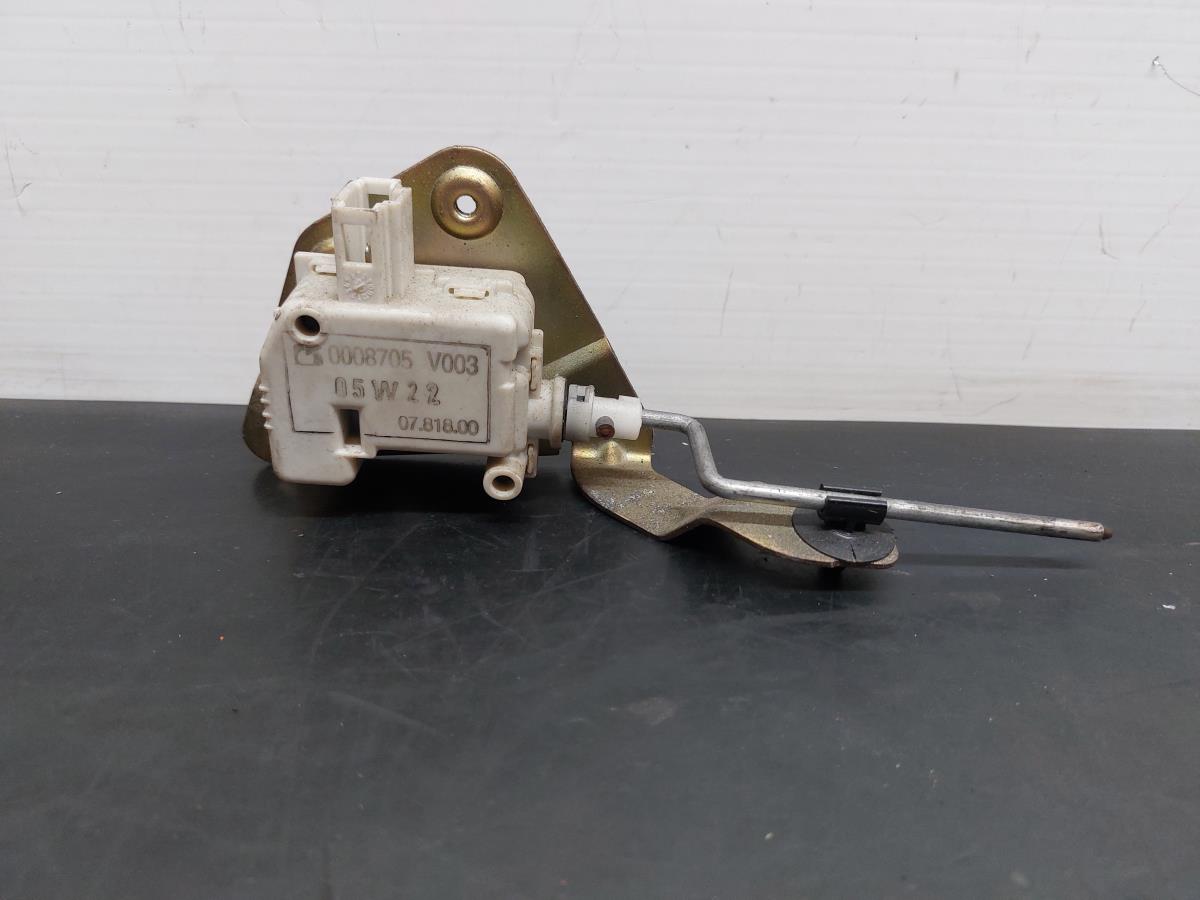 Verrouillage du réservoir de carburant  SMART ForTwo Coupé (450)