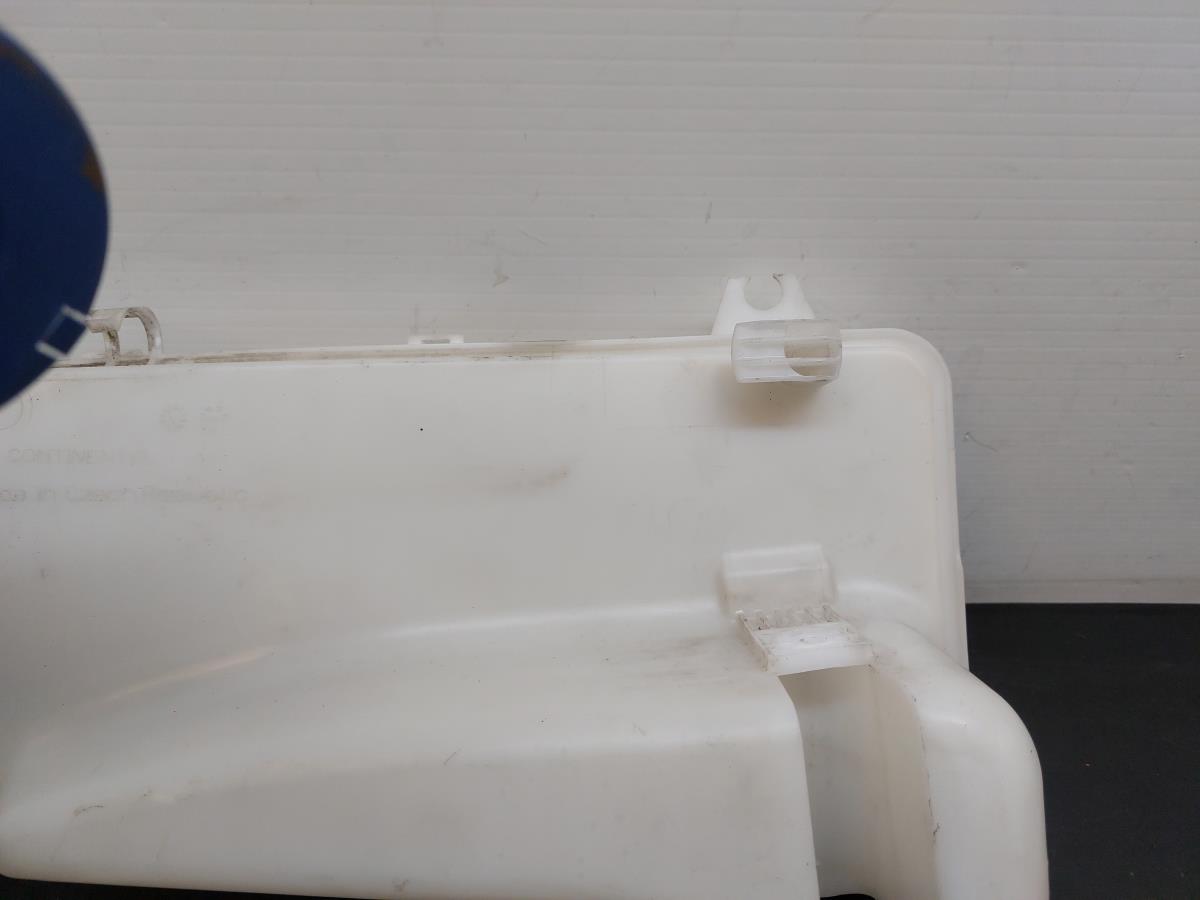 Windshield washer tank CITROËN Jumpy III Imagem-4