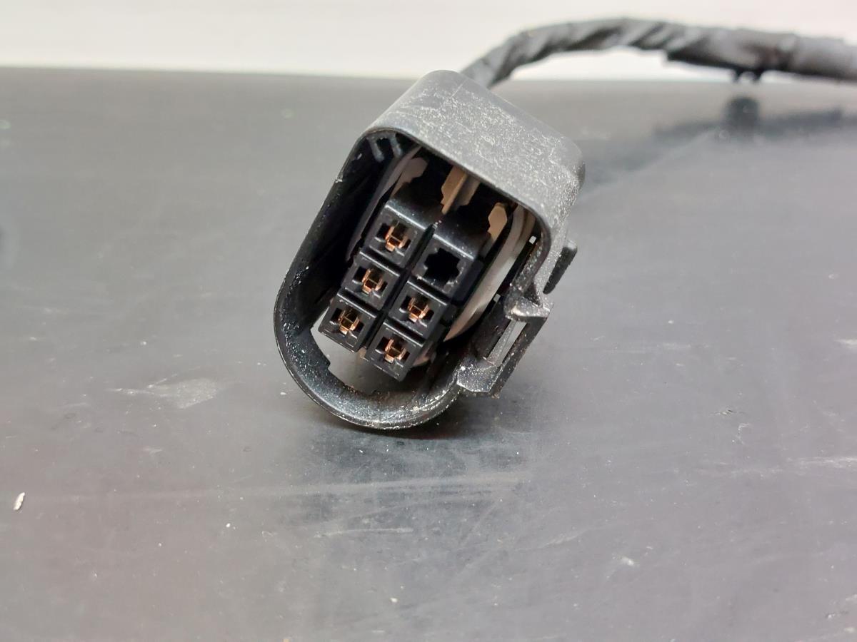 Installation électrique intérieure / câblage intérieur BMW 5 (F10) Imagem-2