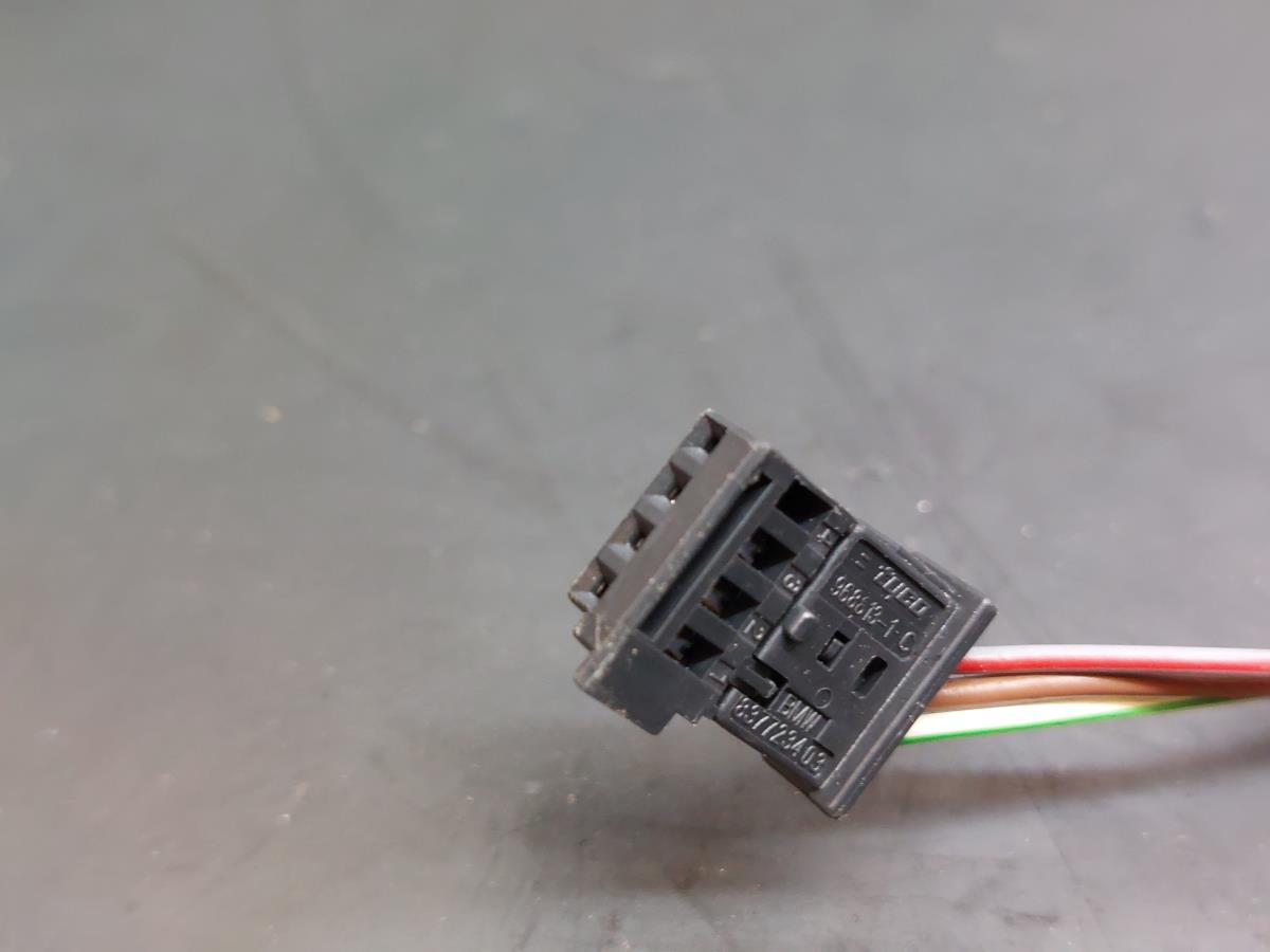 Installation électrique intérieure / câblage intérieur BMW 5 (F10) Imagem-3