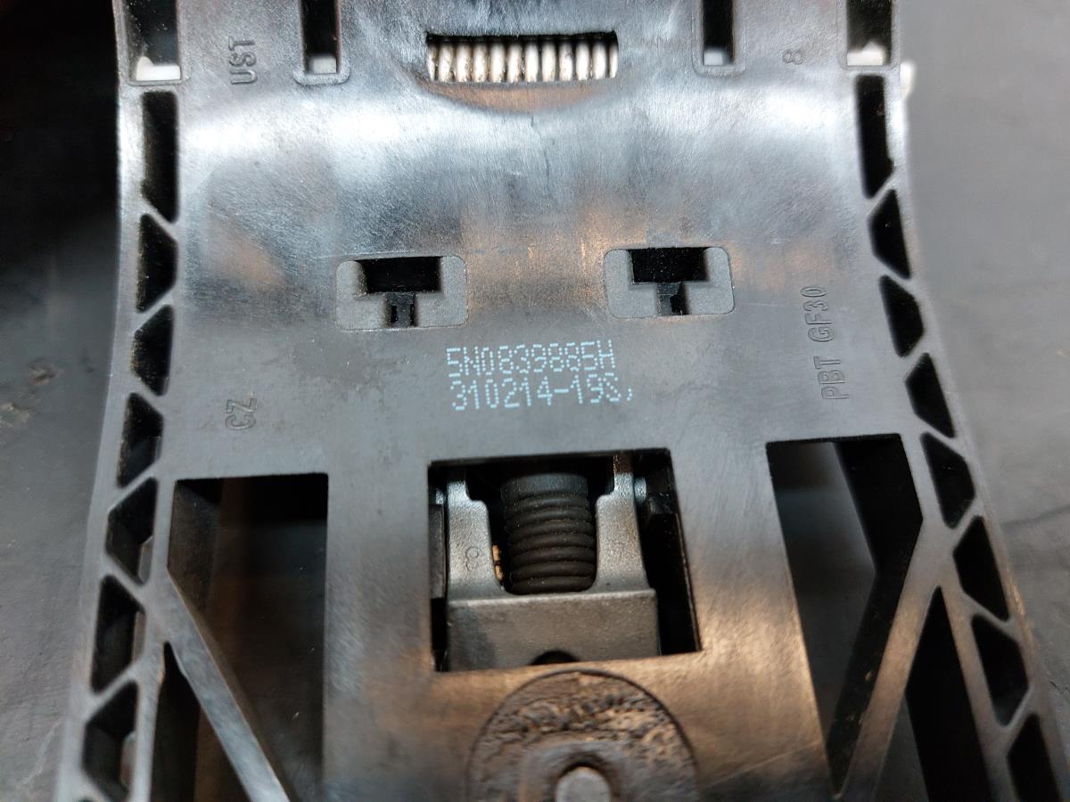 Supporto maniglia porta anteriore destra VOLKSWAGEN Polo (6R, 6C) Imagem-3