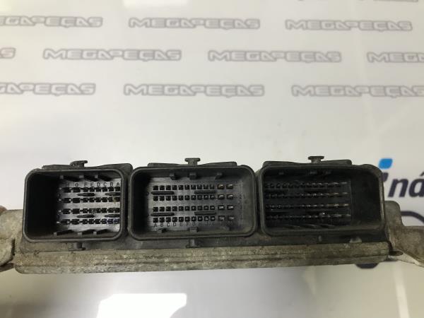 Centralina motor / ECU RENAULT Laguna II (BG0/1_) Imagem-1