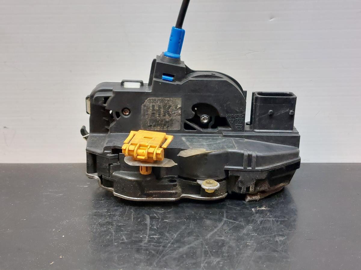 Serratura / chiusura porta anteriore sinistro OPEL Astra J