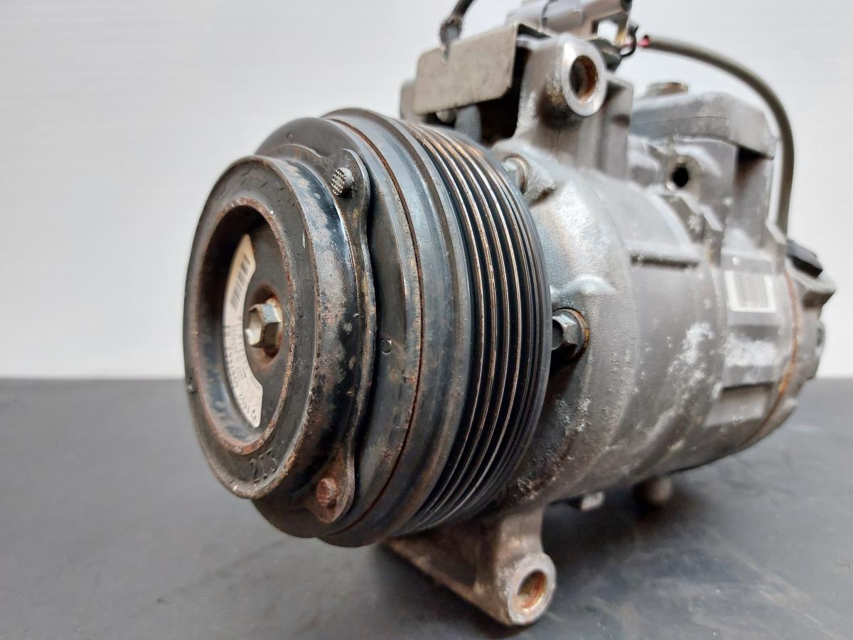 Compresseur AC BMW 1 (E81) Imagem-1