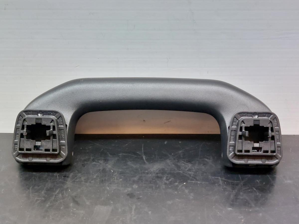 Pega do tejadilho MERCEDES-BENZ Classe A (W176) Imagem-1