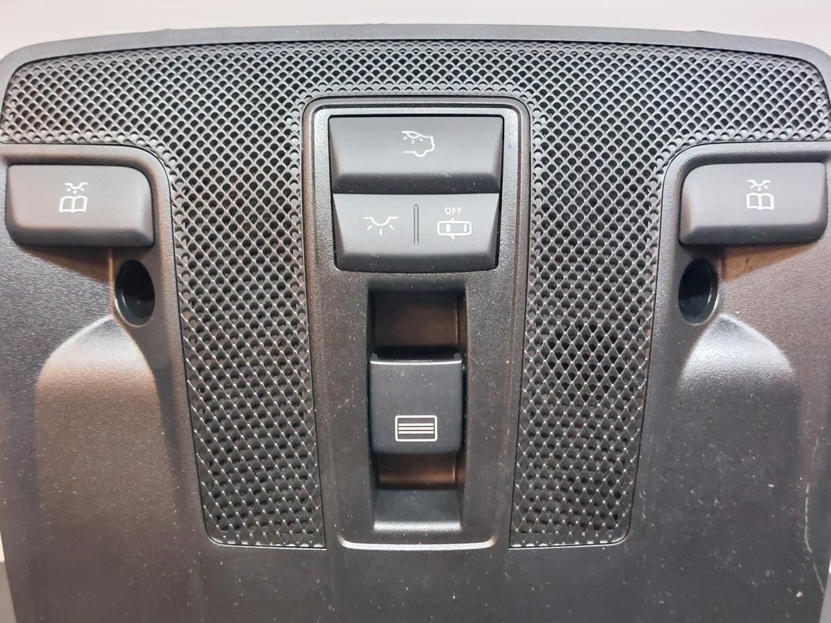 Plafoniera centrale MERCEDES-BENZ Classe A (W176) Imagem-1