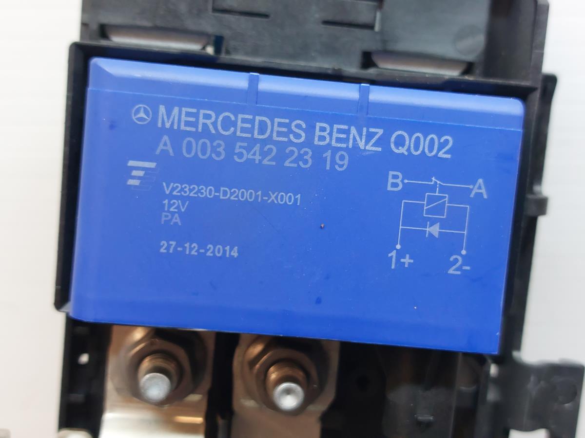 Caixa fusíveis da bateria MERCEDES-BENZ Classe A (W176) Imagem-2