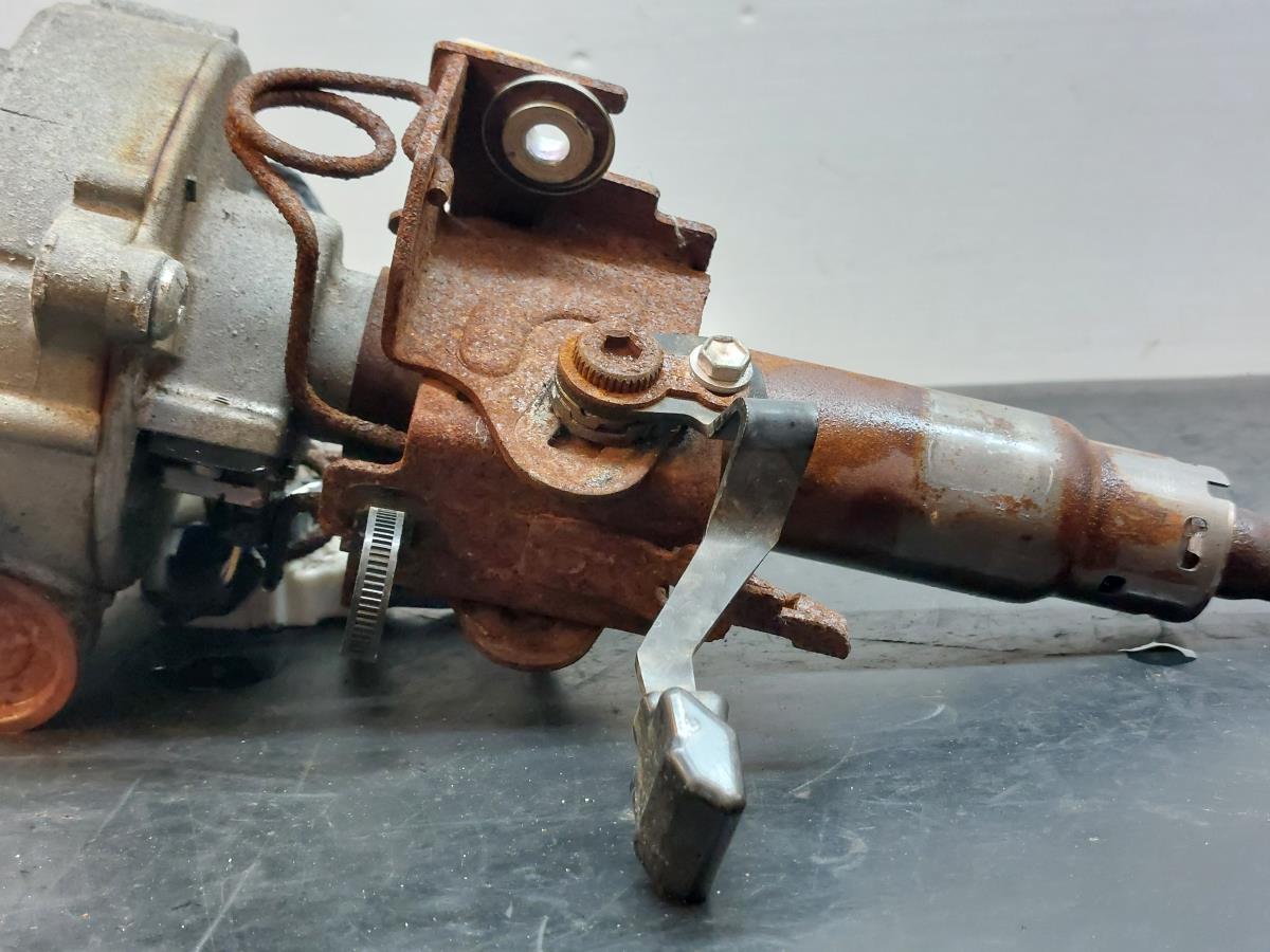 Steering column TOYOTA Corolla Hatchback (_E12_) Imagem-2