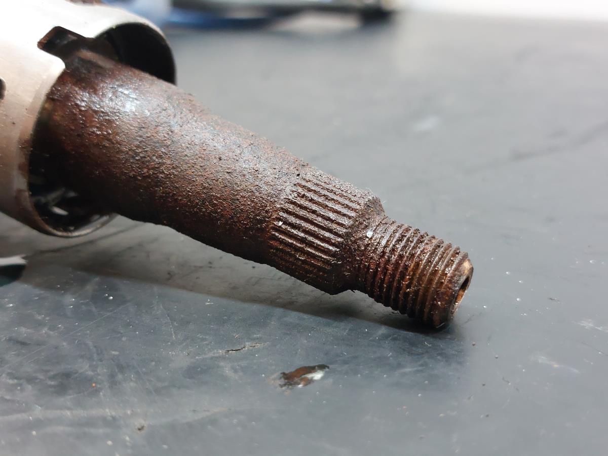 Steering column TOYOTA Corolla Hatchback (_E12_) Imagem-1