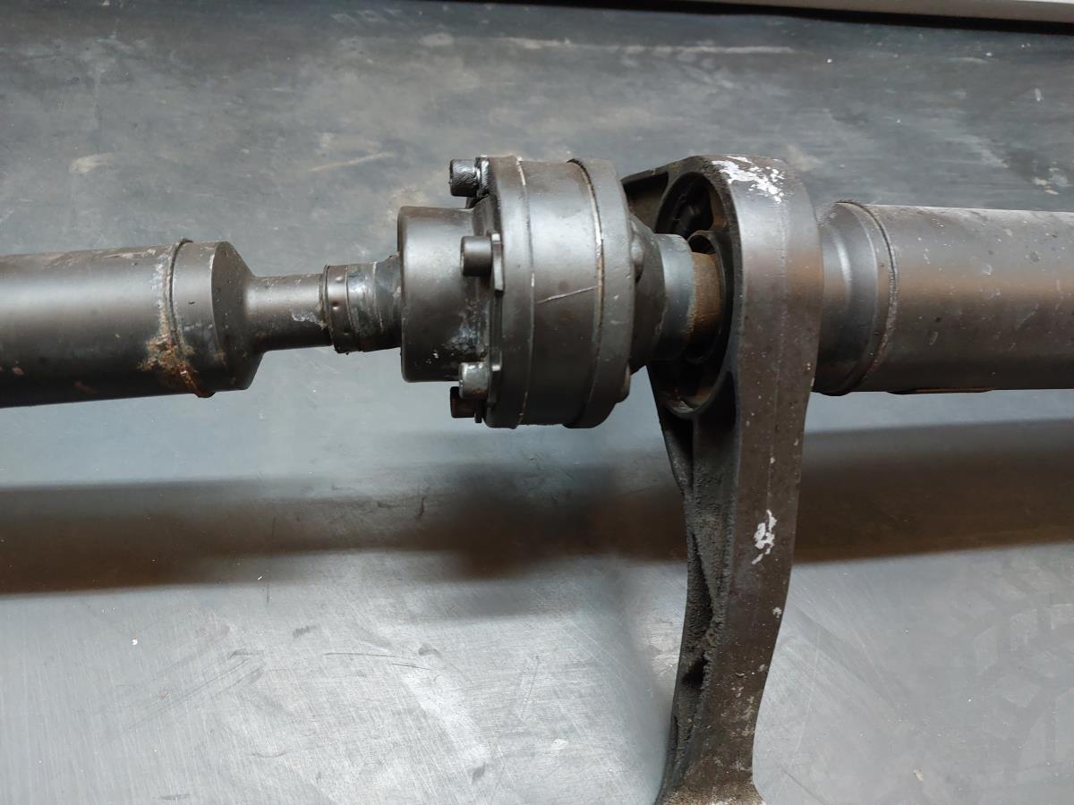 Transmission centrale VOLKSWAGEN Passat Variant (3C5) Imagem-3