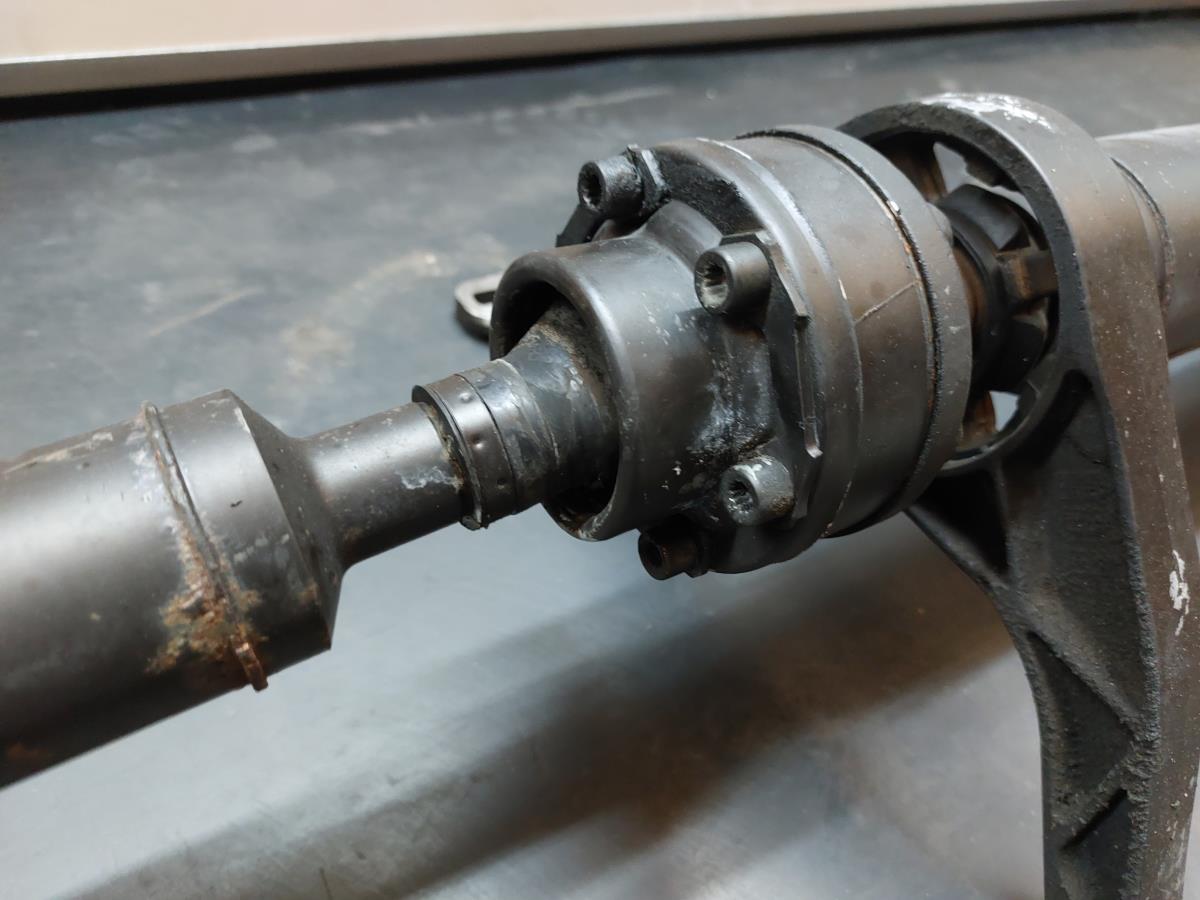 Transmission centrale VOLKSWAGEN Passat Variant (3C5) Imagem-4