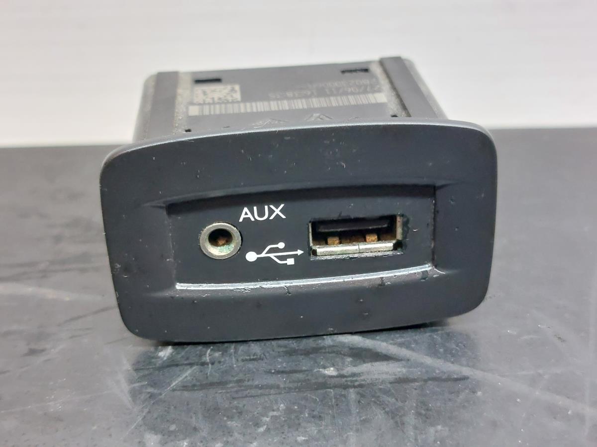 Módulo USB / AUX / IPOD RENAULT Grand Scénic III (JZ0/1_)