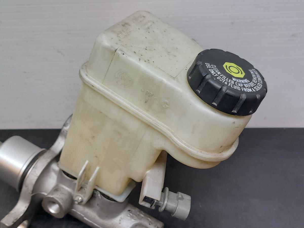 Bomba central de frenos SAAB 9-3 Station Wagon (YS3F) Imagem-2