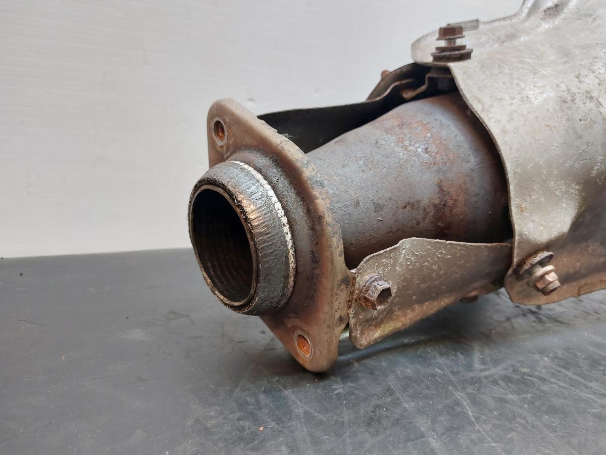 Catalyseur / filtre à particules TOYOTA Corolla Hatchback (_E12_) Imagem-1