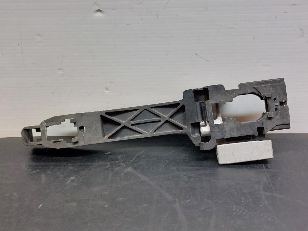 Support poignée porte avant Droite NISSAN Qashqai/Qashqai+2 I (J10, JJ10)