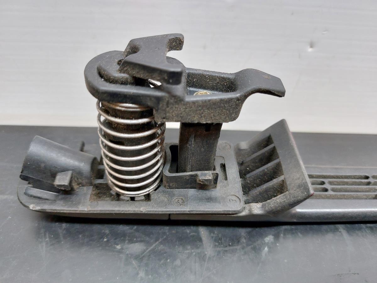 Right front door handle MERCEDES-BENZ Vito Combi (638) Imagem-12