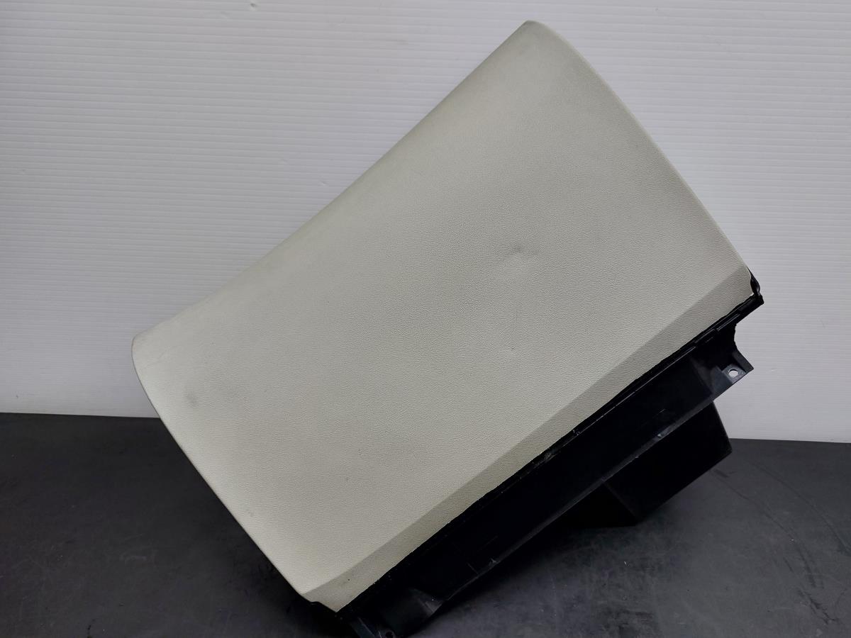 Guantera SAAB 9-3 Station Wagon (YS3F)