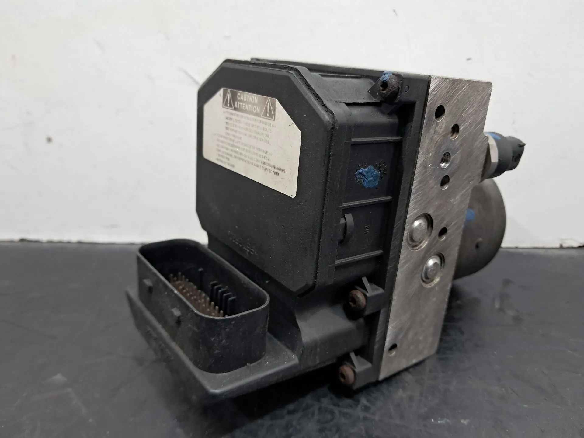 ABS TOYOTA Avensis Liftback (_T25_)