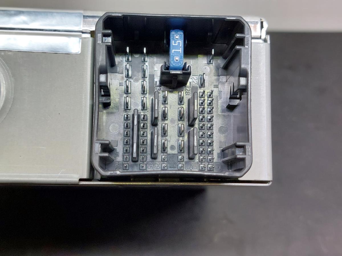 Rádio / auto-rádio OPEL Corsa F Imagem-5