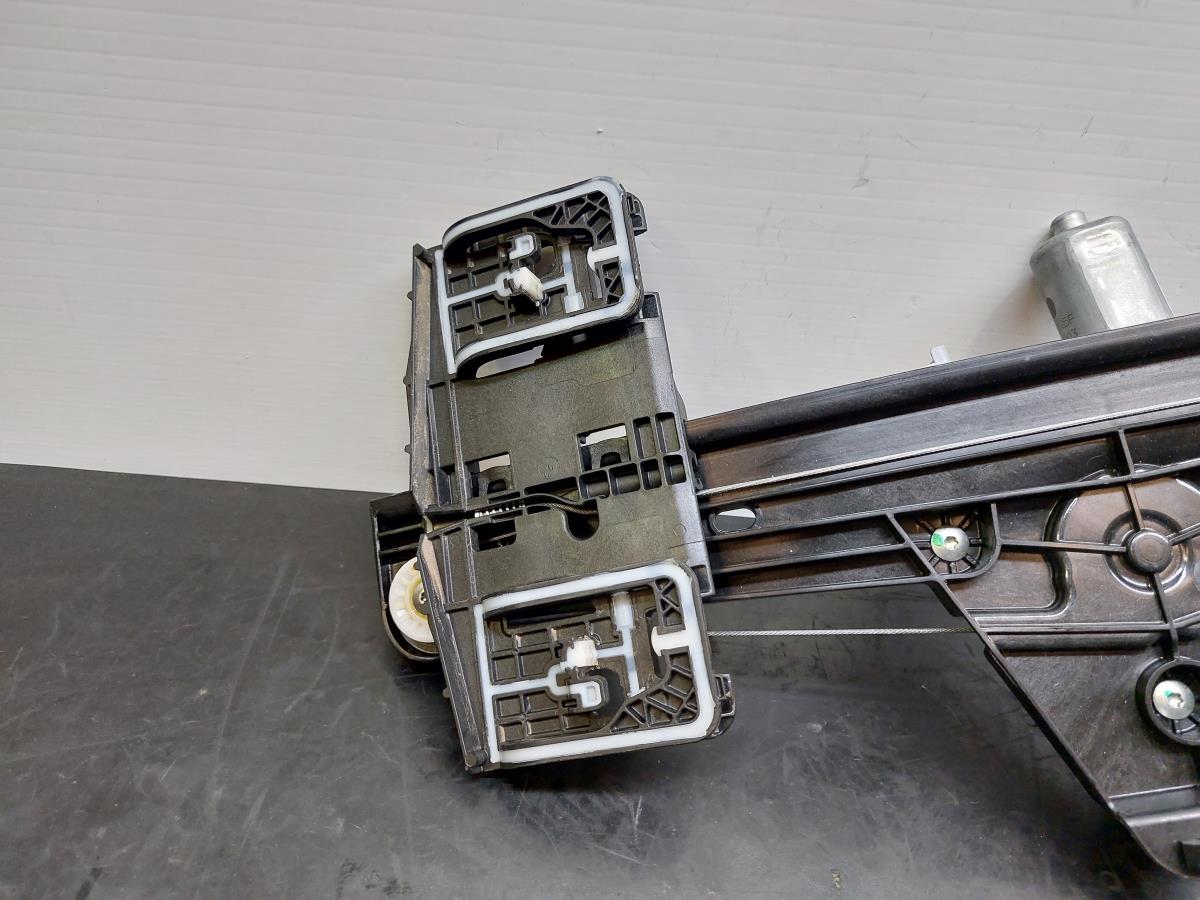 Elevador vidros trás direito OPEL Corsa F Imagem-10