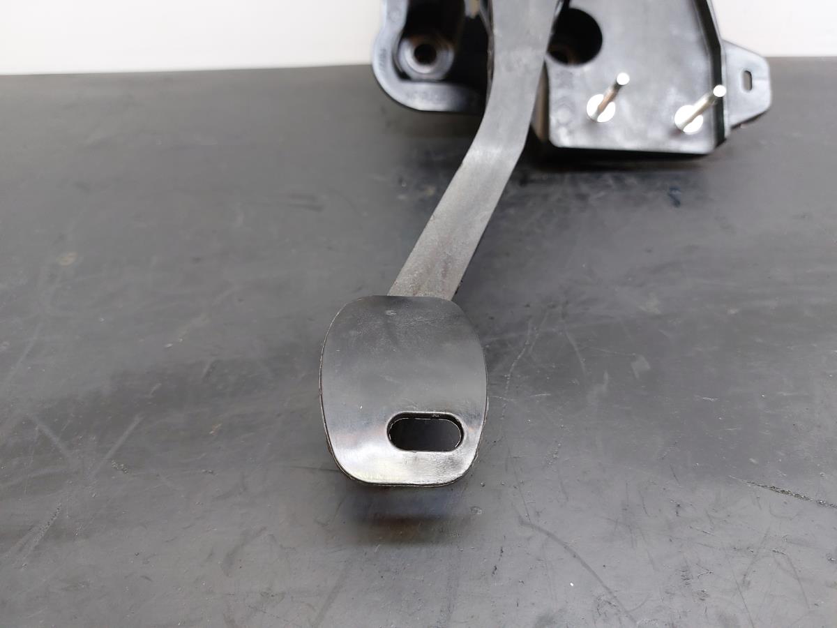 Pedal OPEL Corsa F Imagem-1