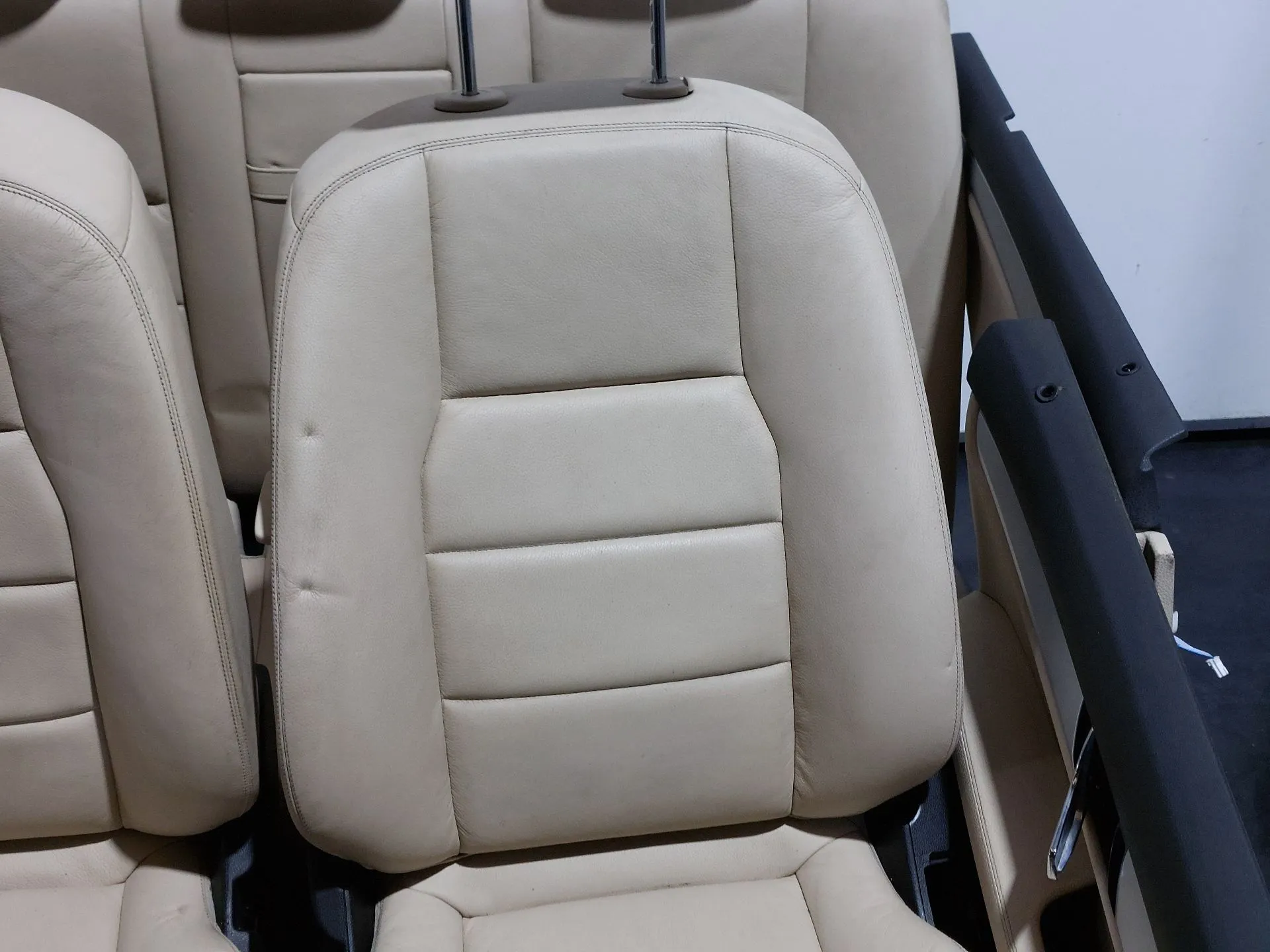 Conjunto de bancos MERCEDES-BENZ Classe C (W204) Imagem-2