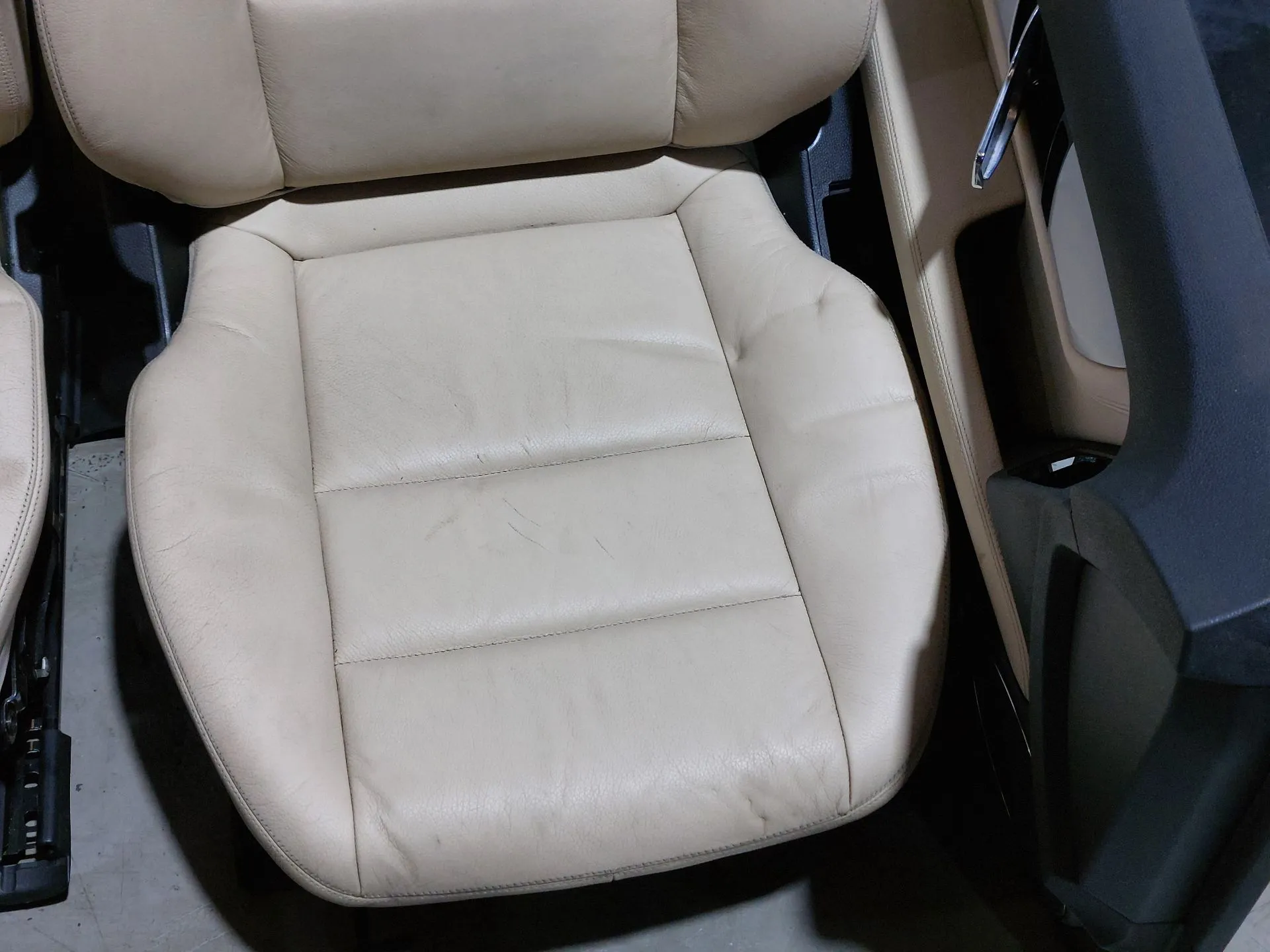 Conjunto de bancos MERCEDES-BENZ Classe C (W204) Imagem-1