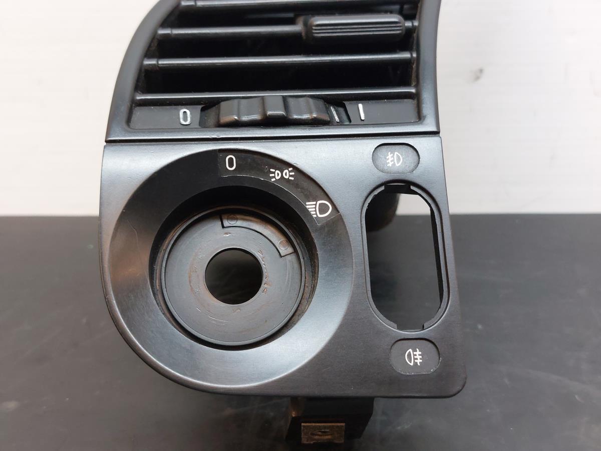 Diffuseur / sortie d’air BMW 3 (E36) Imagem-1