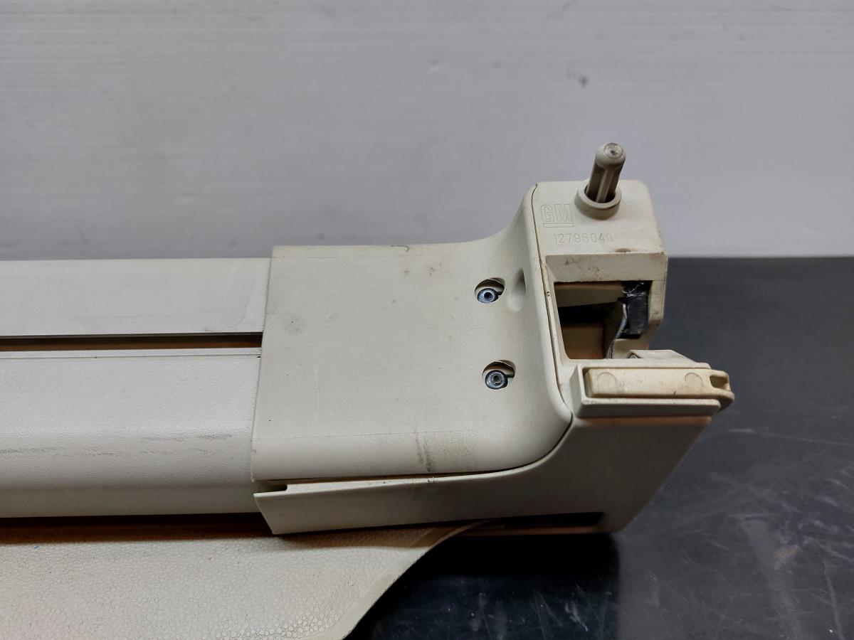 Bandeja trasera / tapa del maletero SAAB 9-3 Station Wagon (YS3F) Imagem-9