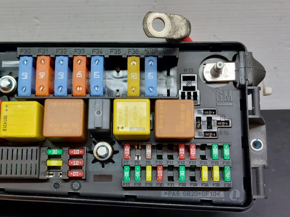 Caja fusibles / SAM / BSI SAAB 9-3 Station Wagon (YS3F) Imagem-1