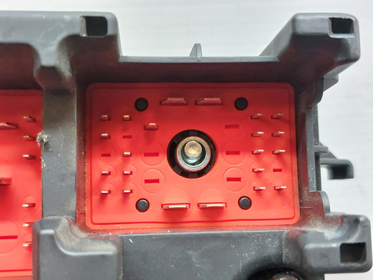 Caja fusibles / SAM / BSI SAAB 9-3 Station Wagon (YS3F) Imagem-7