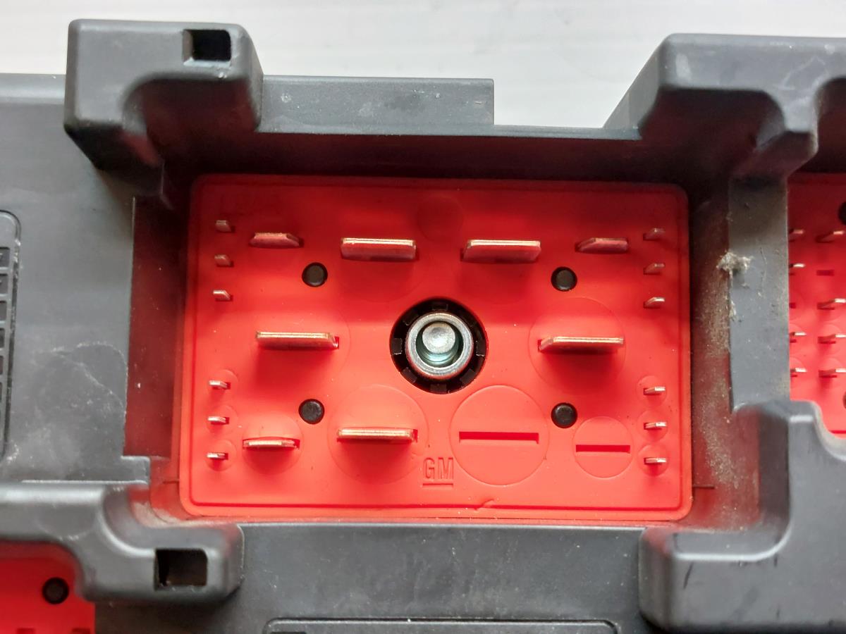 Caja fusibles / SAM / BSI SAAB 9-3 Station Wagon (YS3F) Imagem-6