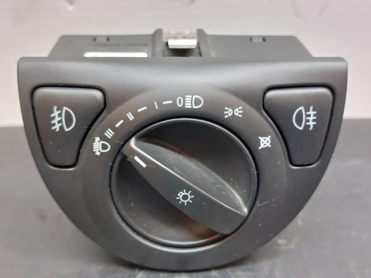 Botão / interruptor de luzes SAAB 9-3 Station Wagon (YS3F) Imagem-1