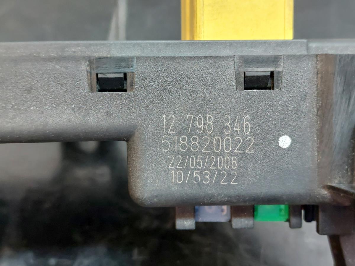 Caja fusibles / SAM / BSI SAAB 9-3 Station Wagon (YS3F) Imagem-5