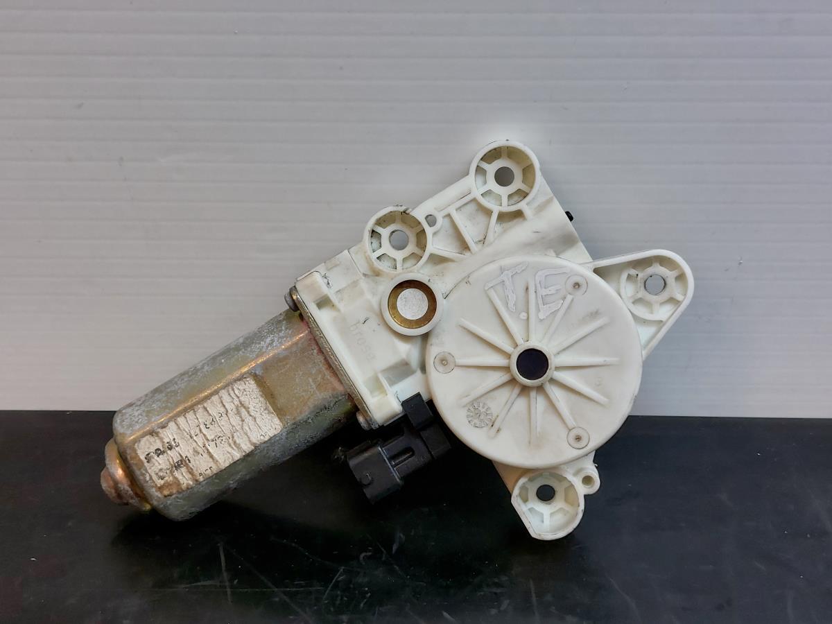 Motor vidro trás esquerdo SAAB 9-3 Station Wagon (YS3F) | 2005 - 2015